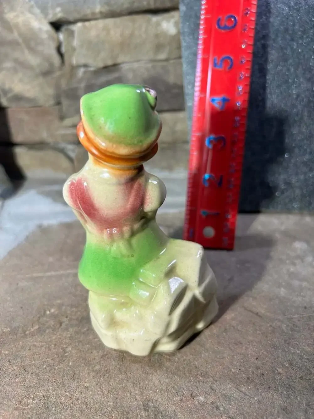 Vintage German Trachten  Salt or Pepper Shaker Girl green skirt